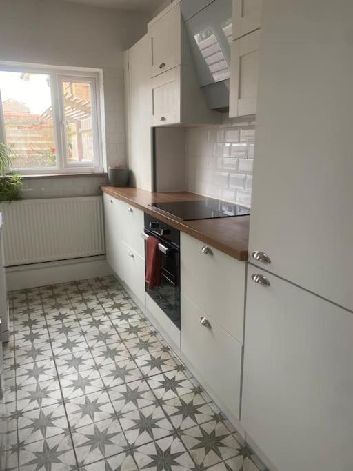 Seaside Retreat Apartment Worthing